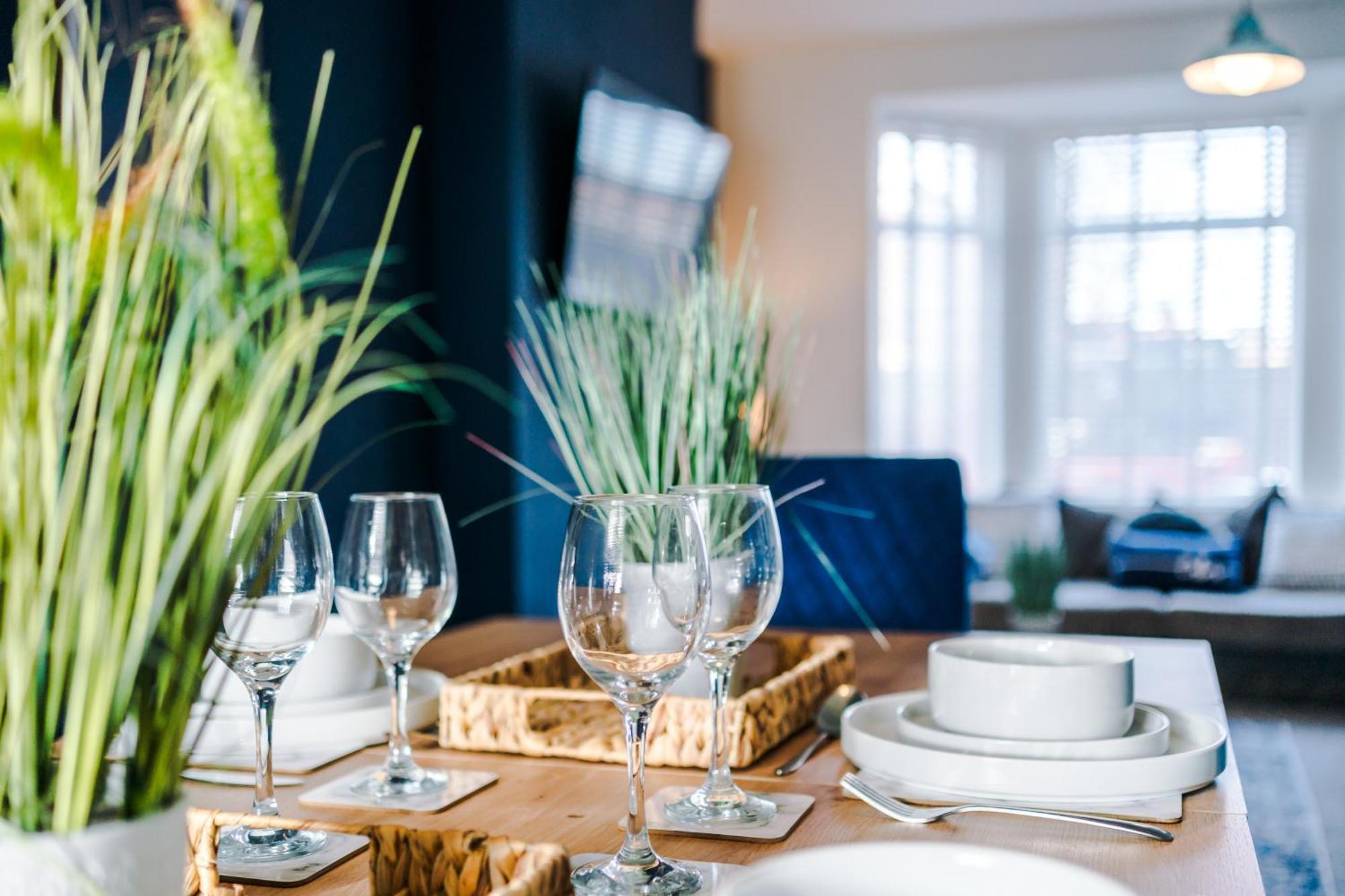 Large 7 Bedroom Town House In Chester City Centre Ngoại thất bức ảnh
