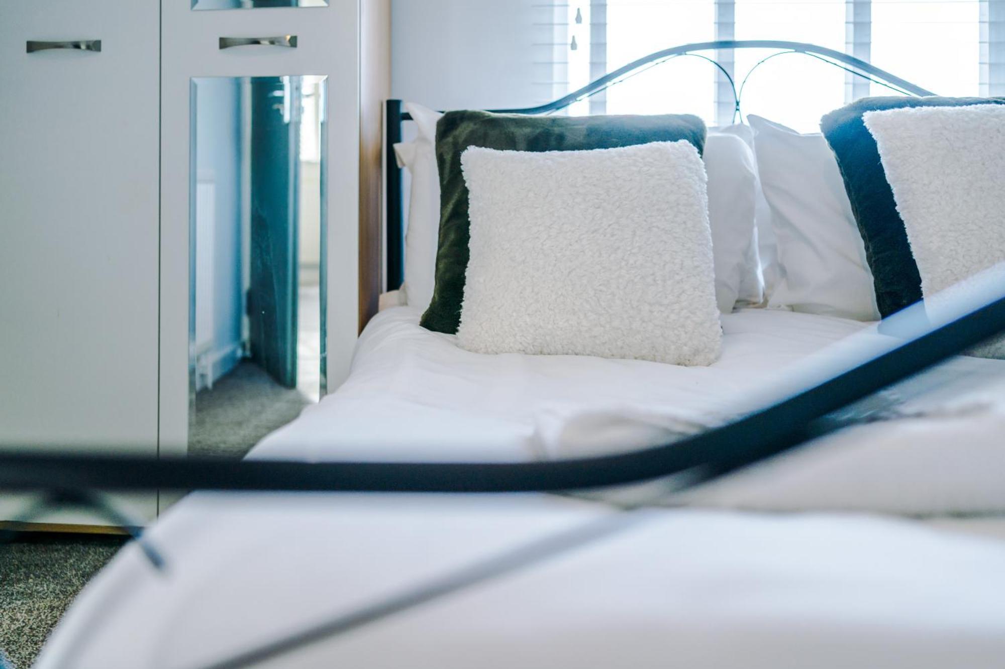 Large 7 Bedroom Town House In Chester City Centre Ngoại thất bức ảnh